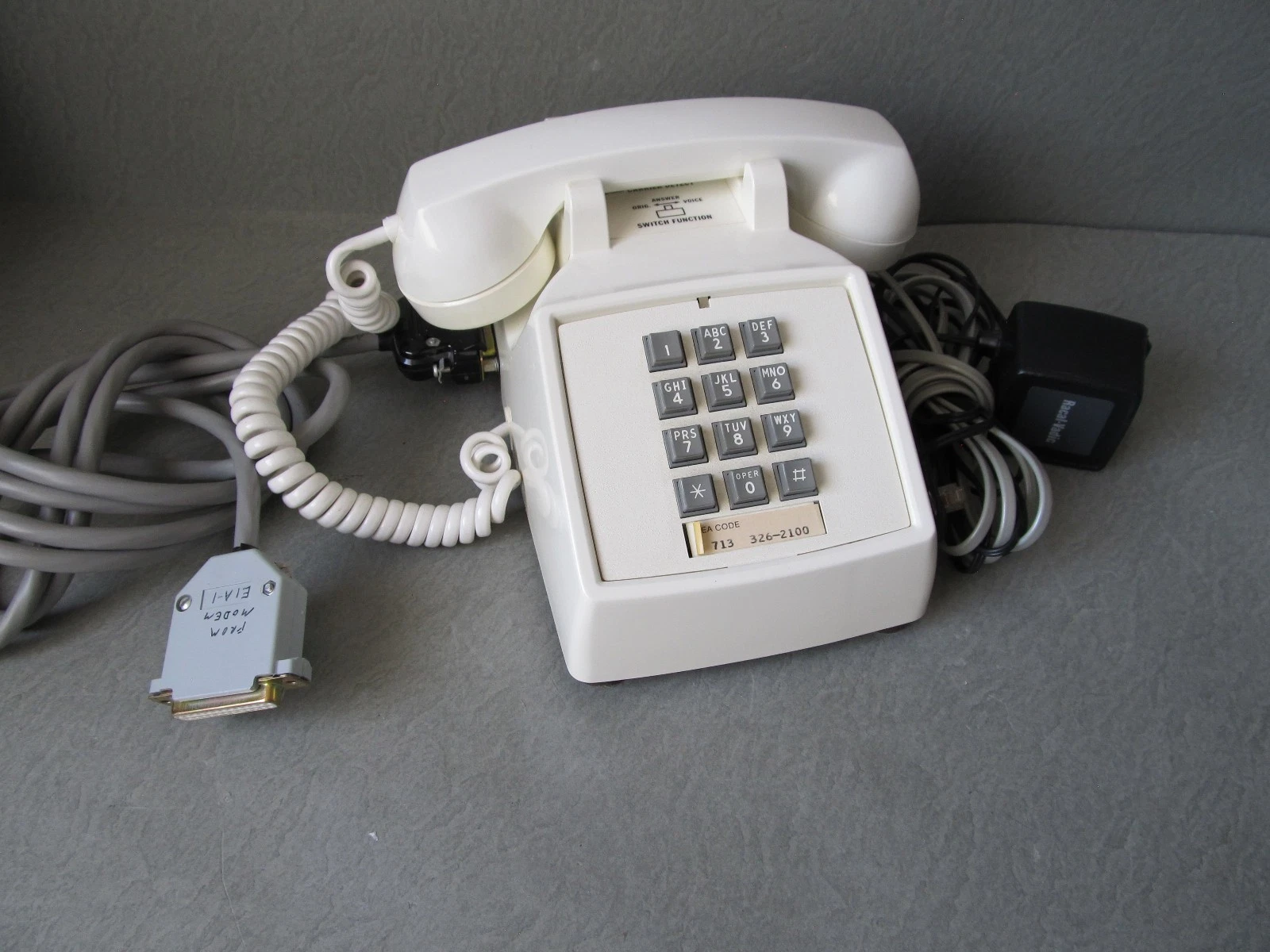 Racal-Vadic VA103AB/MB Modem-Phone