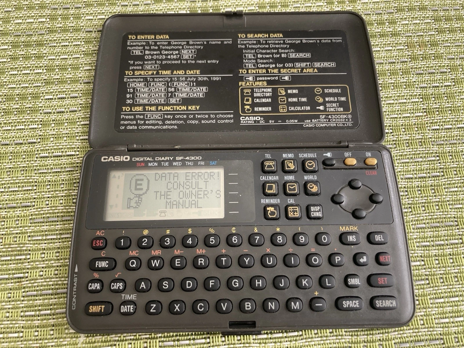 Casio SF-4300 Digital Diary