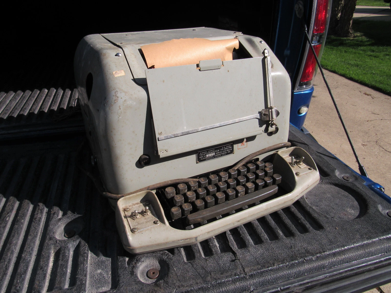 Kleinschmidt TT-100/FG RTTY Teletypewriter