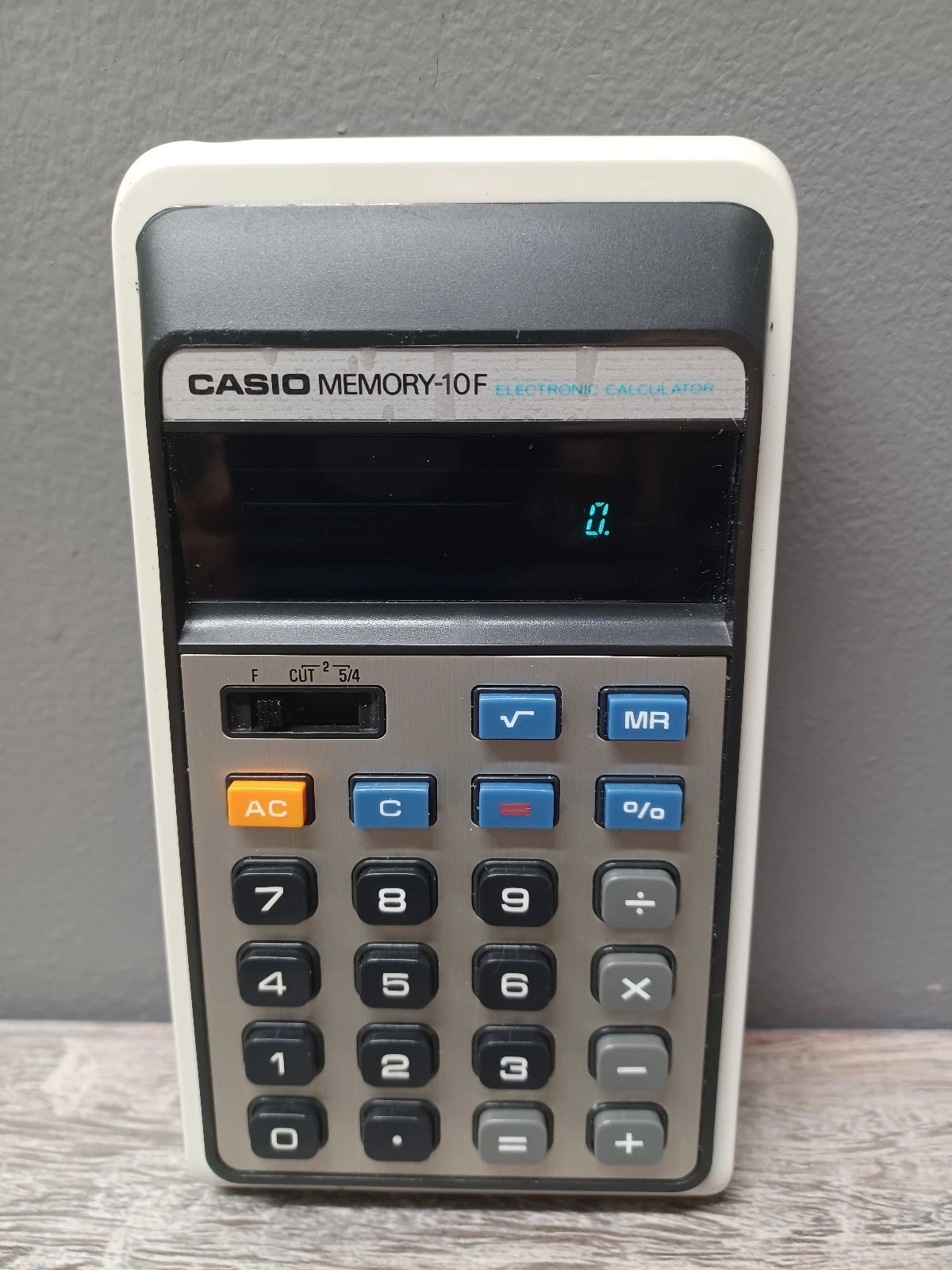 Casio MEMORY-10F Electronic Calculator